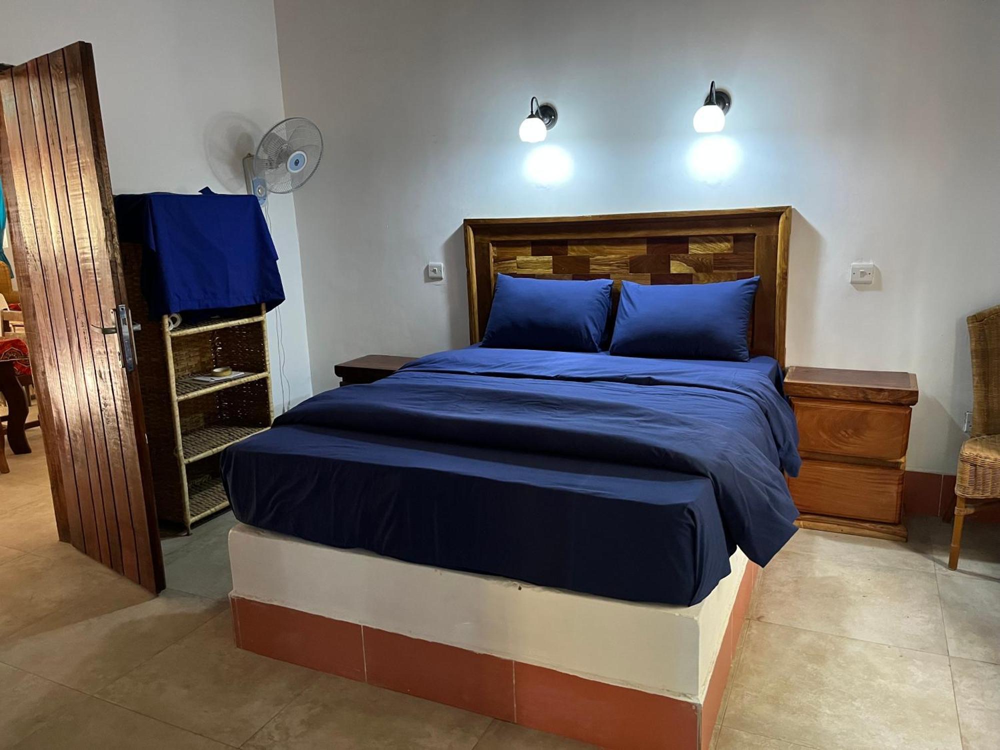 Footsteps Eco-Lodge Gunjur Экстерьер фото