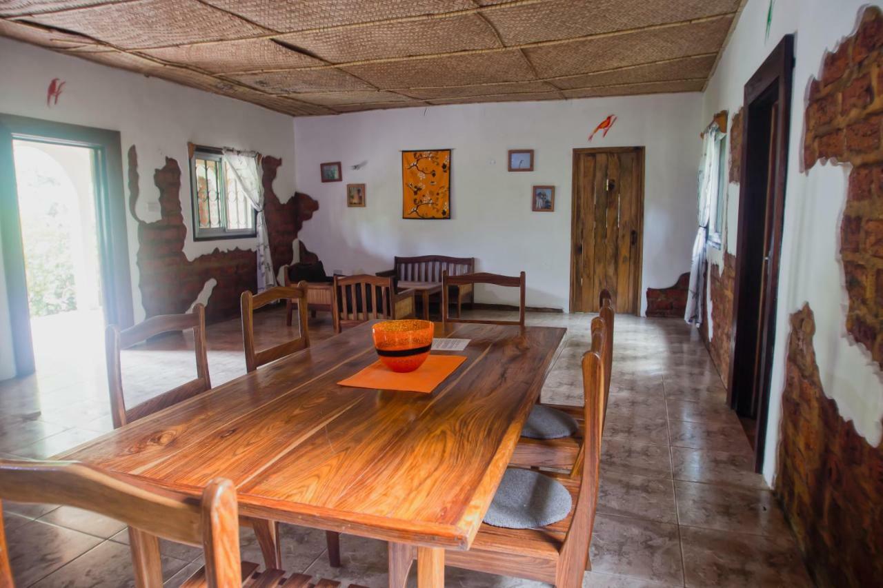 Footsteps Eco-Lodge Gunjur Экстерьер фото